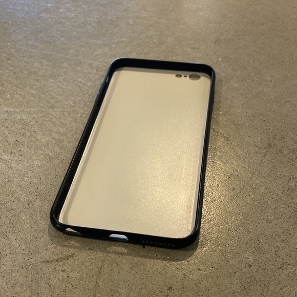 iPhone case - Picture 2 of 2